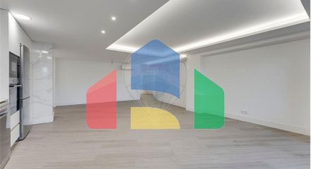 Residential - Condo/Apartment - T3 - Matosinhos e Leça da Palmeira, Matosinhos - PT