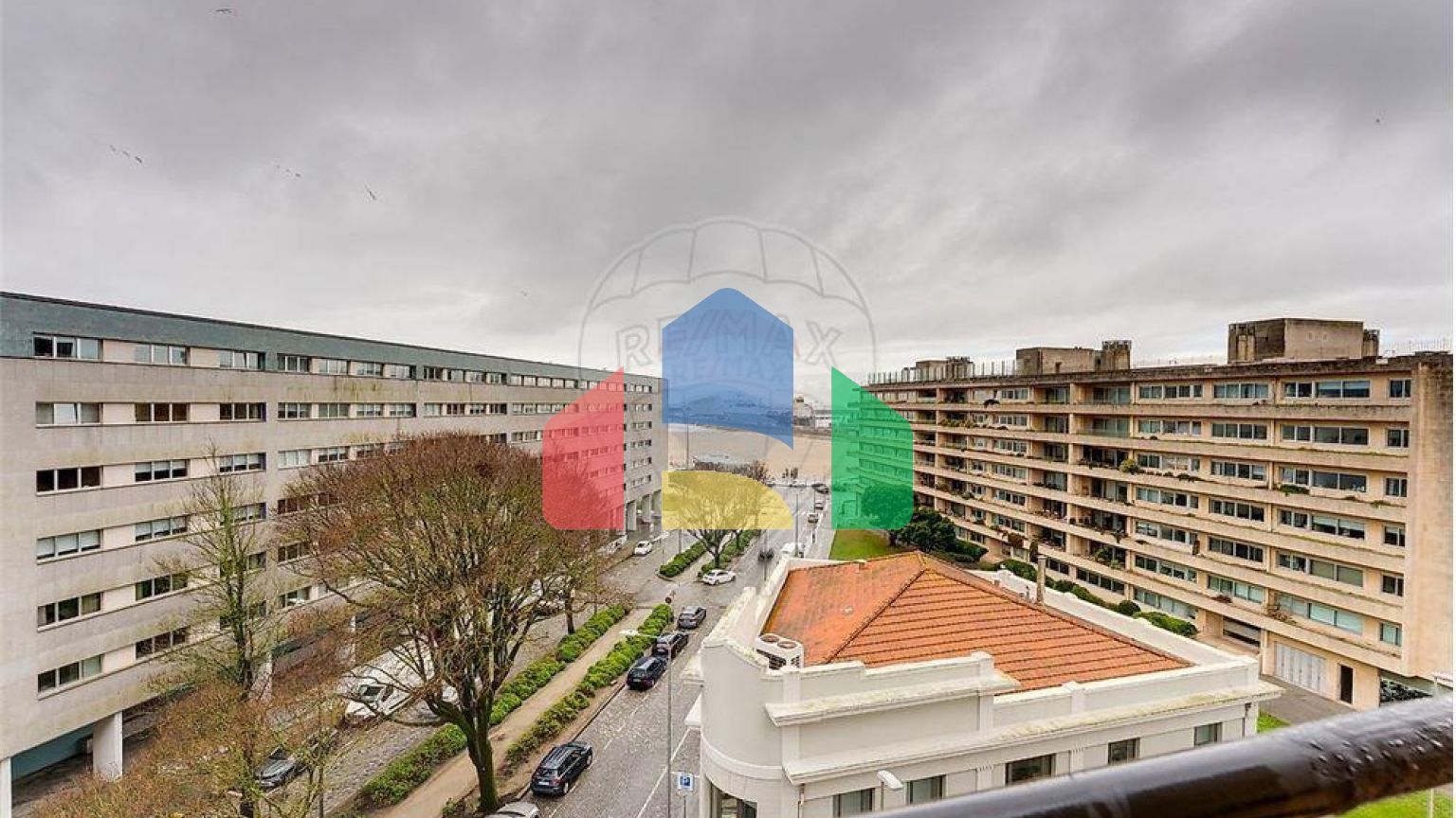 Residential - Condo/Apartment - T3 - Matosinhos e Leça da Palmeira, Matosinhos - PT