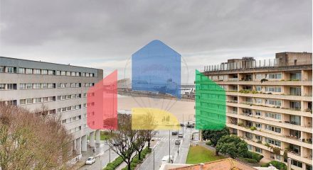 Residential - Condo/Apartment - T3 - Matosinhos e Leça da Palmeira, Matosinhos - PT