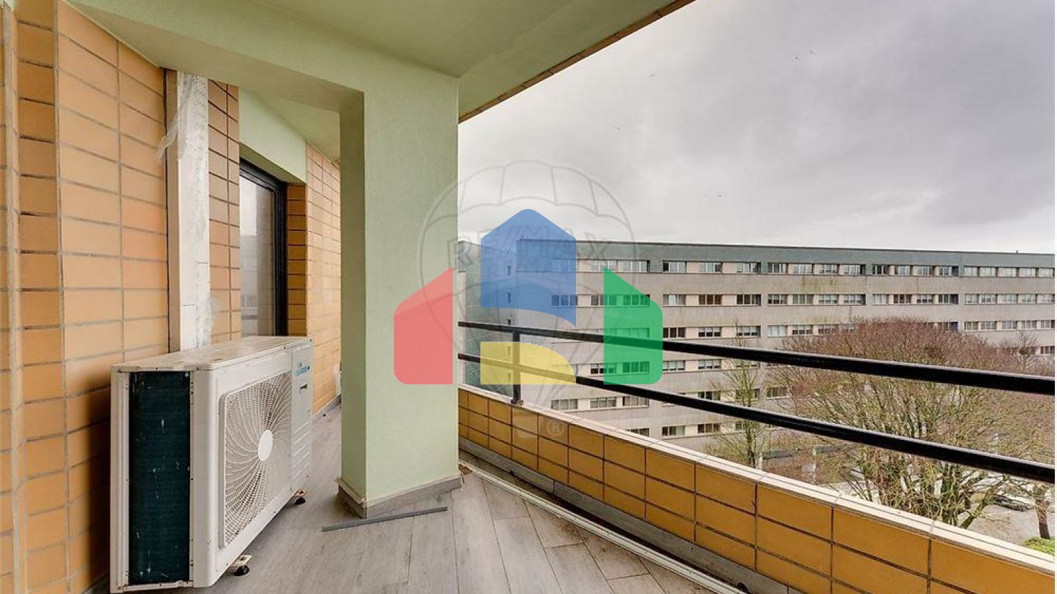 Residential - Condo/Apartment - T3 - Matosinhos e Leça da Palmeira, Matosinhos - PT