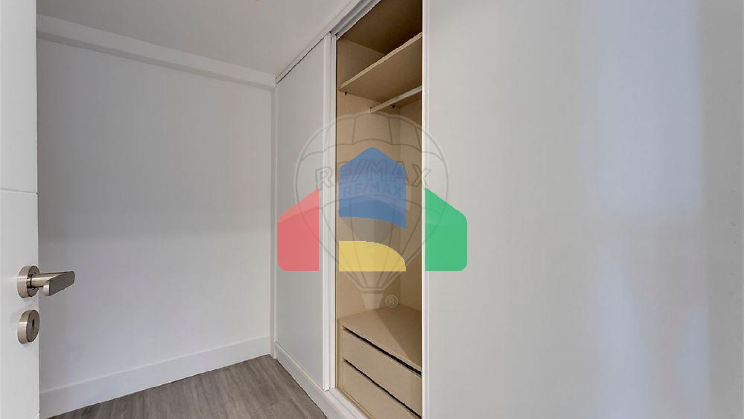 Residential - Condo/Apartment - T3 - Matosinhos e Leça da Palmeira, Matosinhos - PT