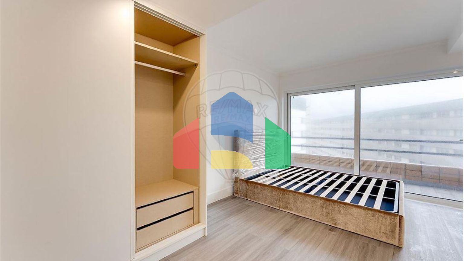 Residential - Condo/Apartment - T3 - Matosinhos e Leça da Palmeira, Matosinhos - PT