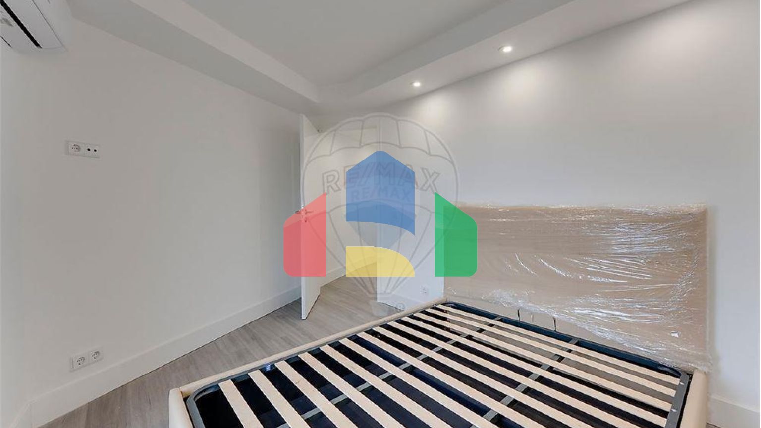 Residential - Condo/Apartment - T3 - Matosinhos e Leça da Palmeira, Matosinhos - PT