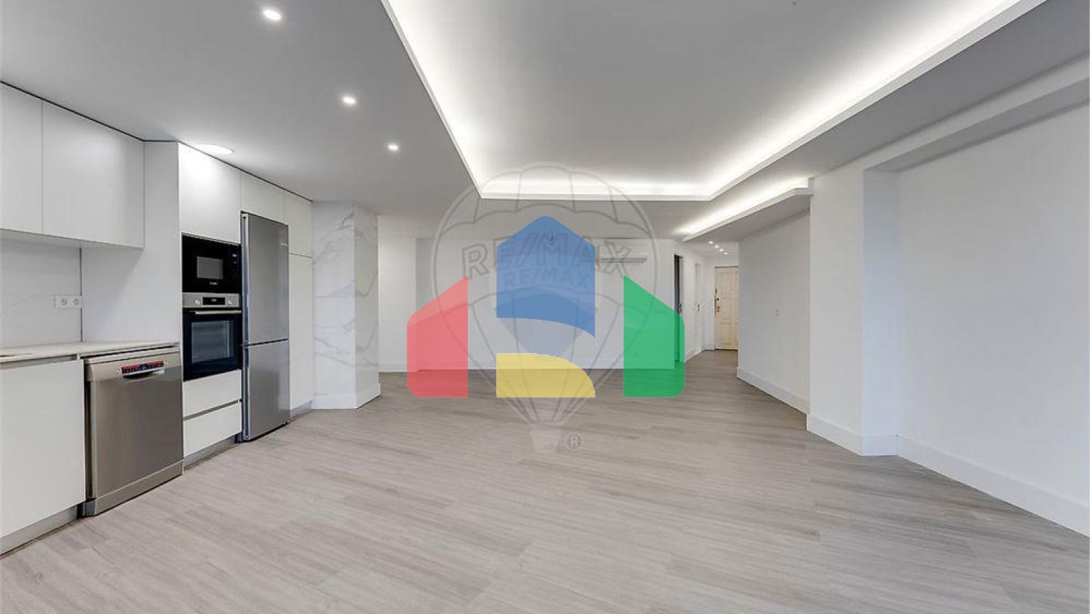 Residential - Condo/Apartment - T3 - Matosinhos e Leça da Palmeira, Matosinhos - PT