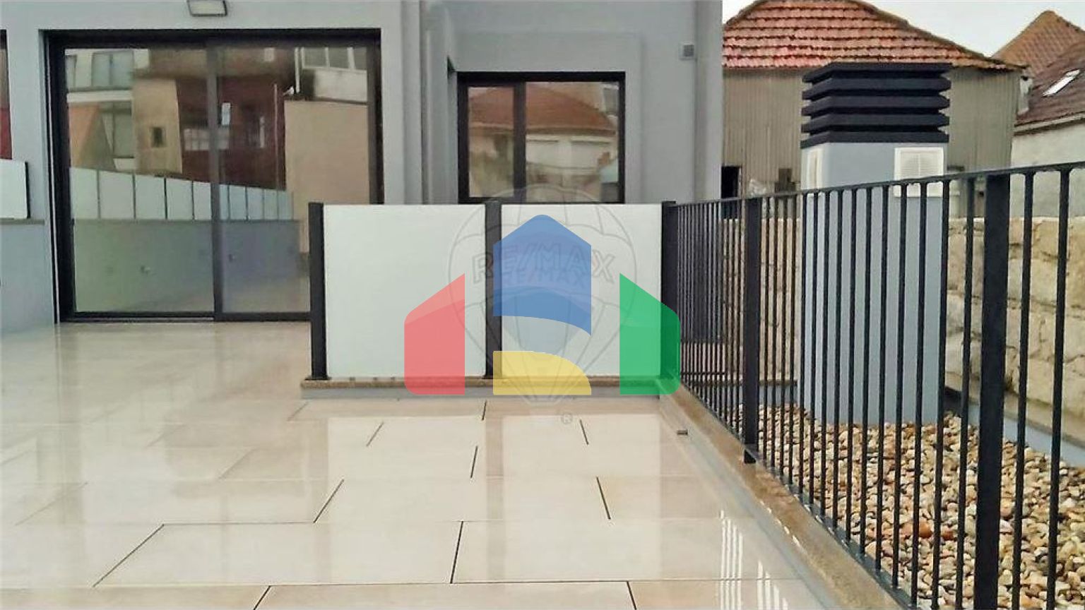 Residential - Condo/Apartment - T3 - Matosinhos e Leça da Palmeira, Matosinhos - PT