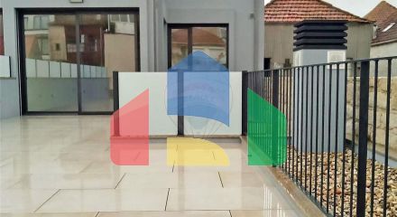 Residential - Condo/Apartment - T3 - Matosinhos e Leça da Palmeira, Matosinhos - PT