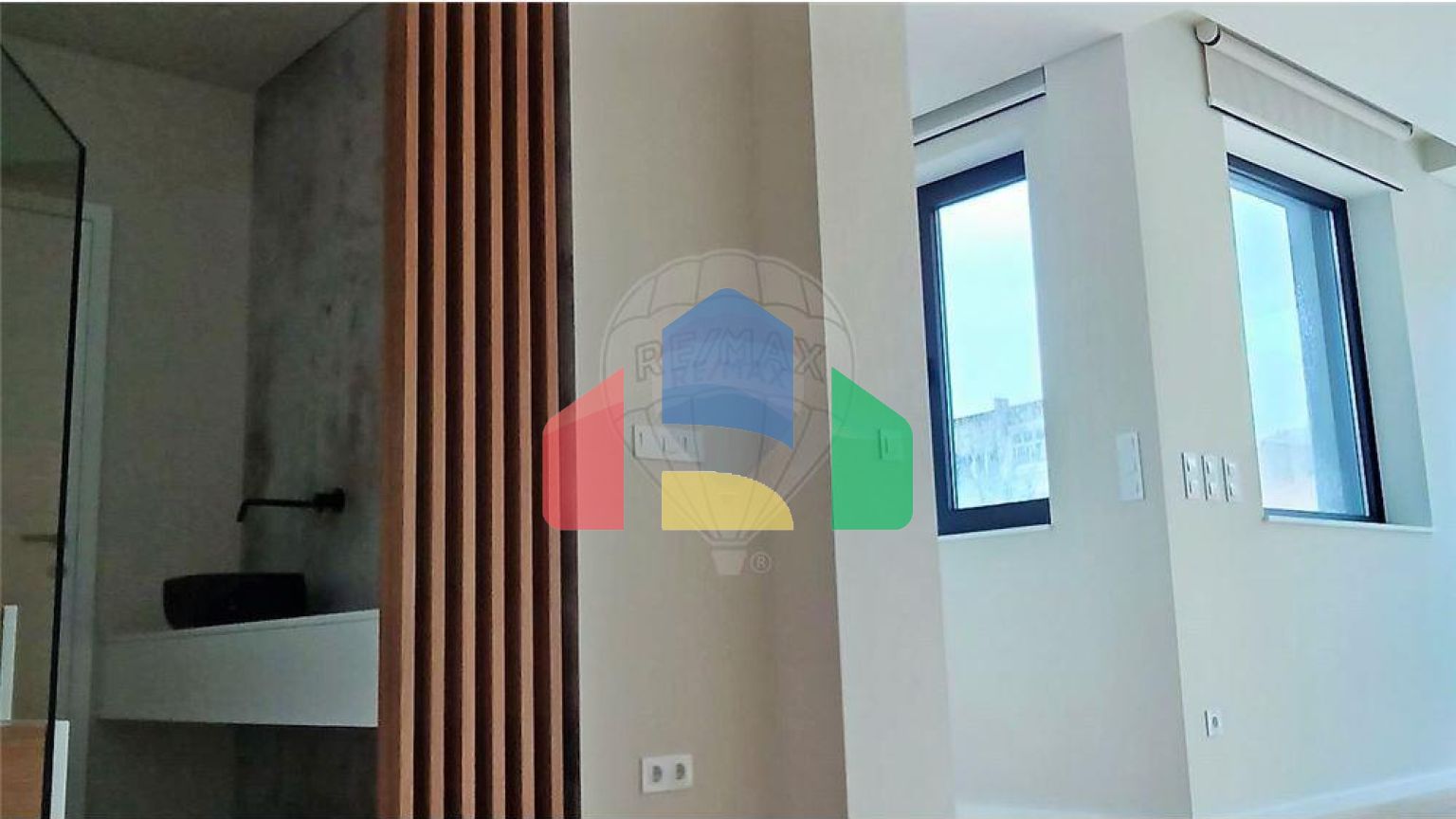 Residential - Condo/Apartment - T3 - Matosinhos e Leça da Palmeira, Matosinhos - PT