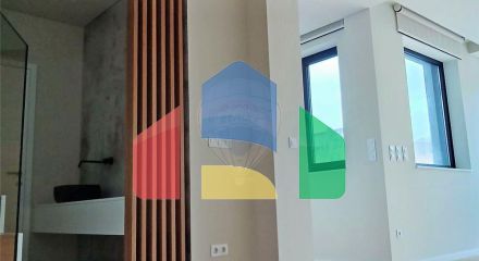 Residential - Condo/Apartment - T3 - Matosinhos e Leça da Palmeira, Matosinhos - PT