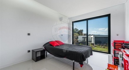 Residential - Single Family Home - T2 - Canedo de Basto e Corgo, Celorico de Basto - PT