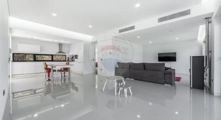 Residential - Single Family Home - T2 - Canedo de Basto e Corgo, Celorico de Basto - PT
