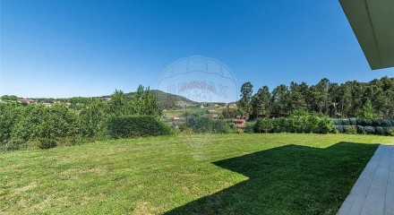Residential - Single Family Home - T2 - Canedo de Basto e Corgo, Celorico de Basto - PT