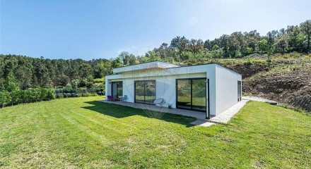 Residential - Single Family Home - T2 - Canedo de Basto e Corgo, Celorico de Basto - PT