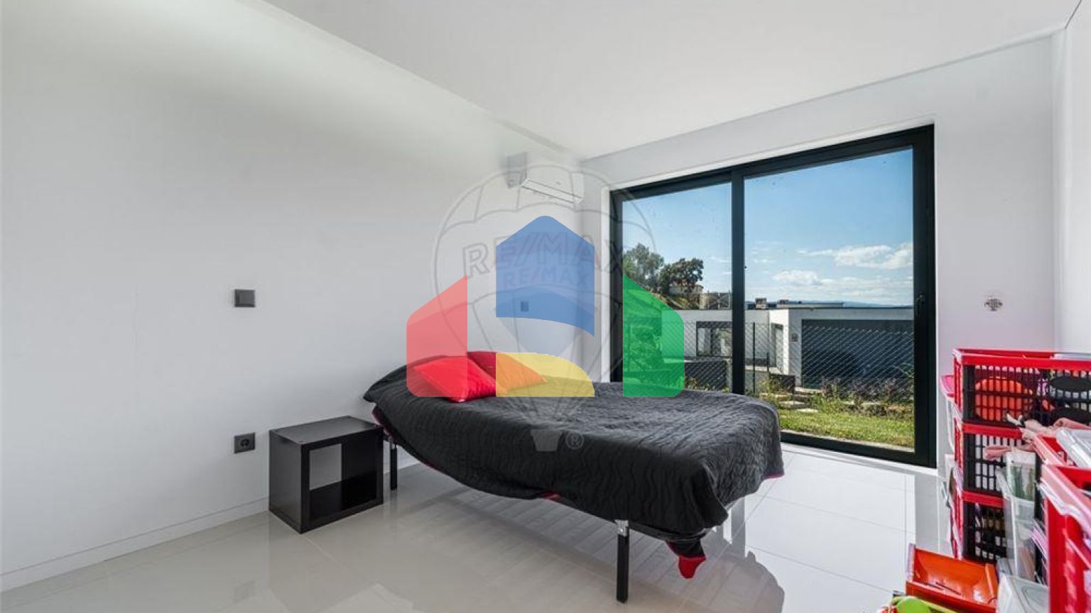 Residential - Single Family Home - T2 - Canedo de Basto e Corgo, Celorico de Basto - PT