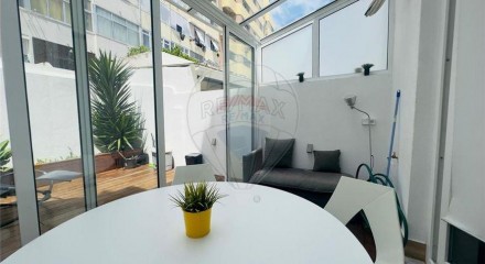 Residential - Condo/Apartment - T2 - Beato, Lisbon - PT