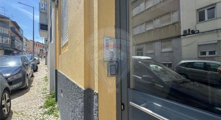 Residential - Condo/Apartment - T2 - Beato, Lisbon - PT