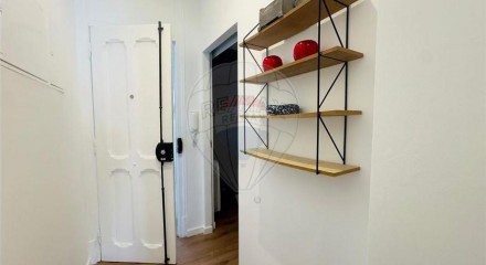 Residential - Condo/Apartment - T2 - Beato, Lisbon - PT