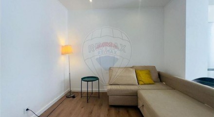 Residential - Condo/Apartment - T2 - Beato, Lisbon - PT
