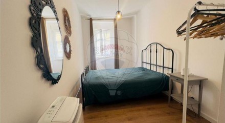 Residential - Condo/Apartment - T2 - Beato, Lisbon - PT