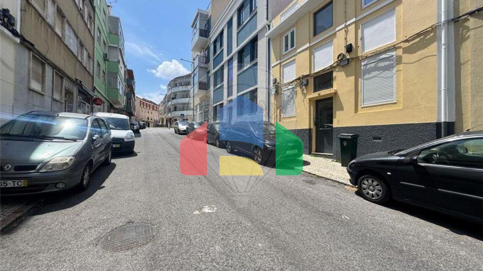 Residential - Condo/Apartment - T2 - Beato, Lisbon - PT