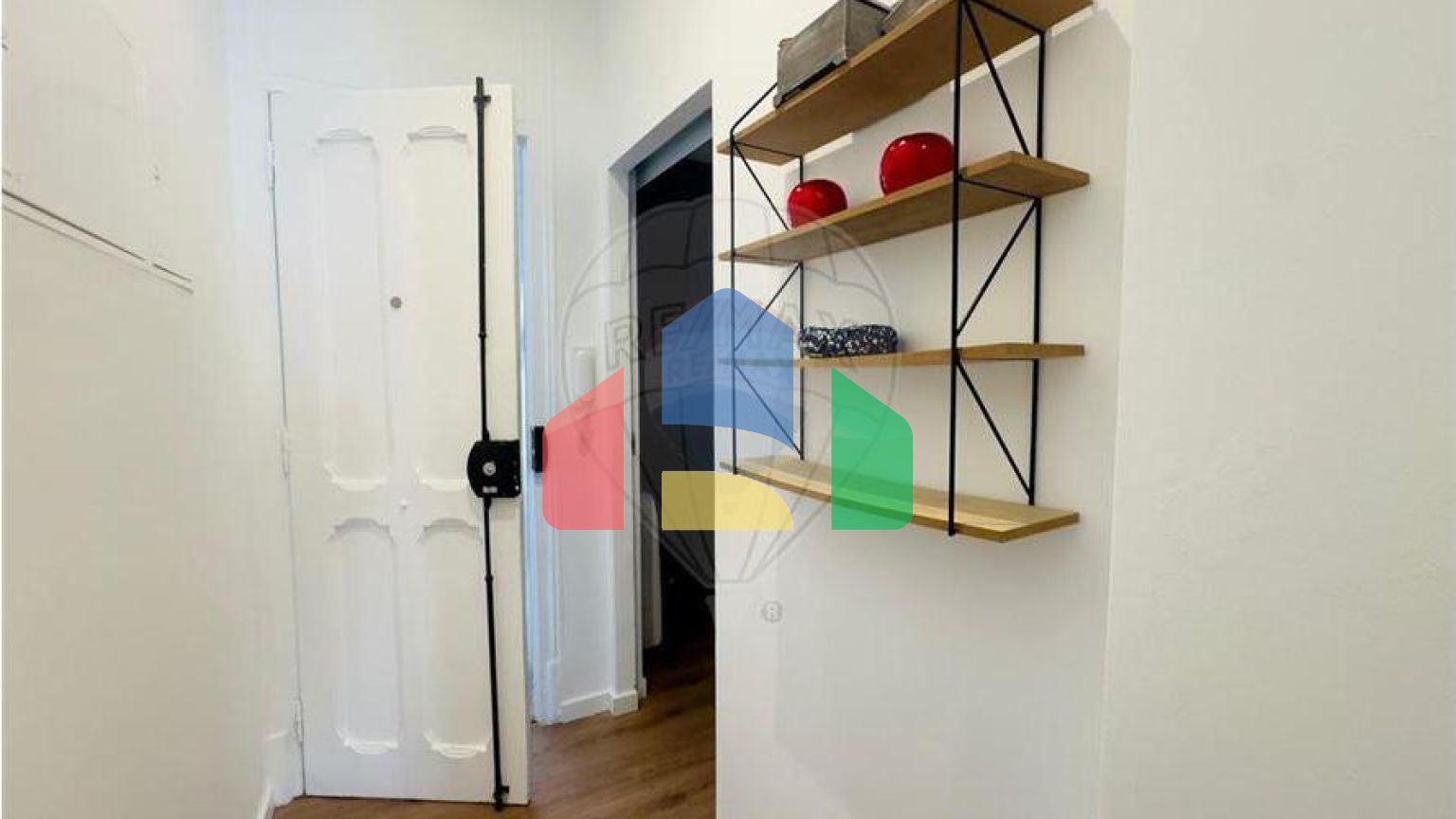 Residential - Condo/Apartment - T2 - Beato, Lisbon - PT