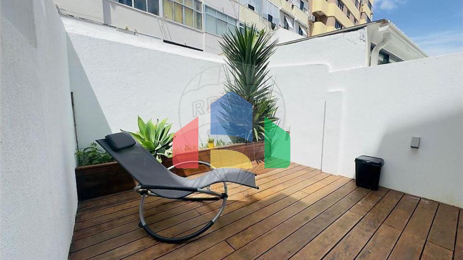 Residential - Condo/Apartment - T2 - Beato, Lisbon - PT