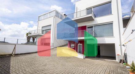 Residential - Single Family Home - T3 - Caranguejeira, Leiria - PT