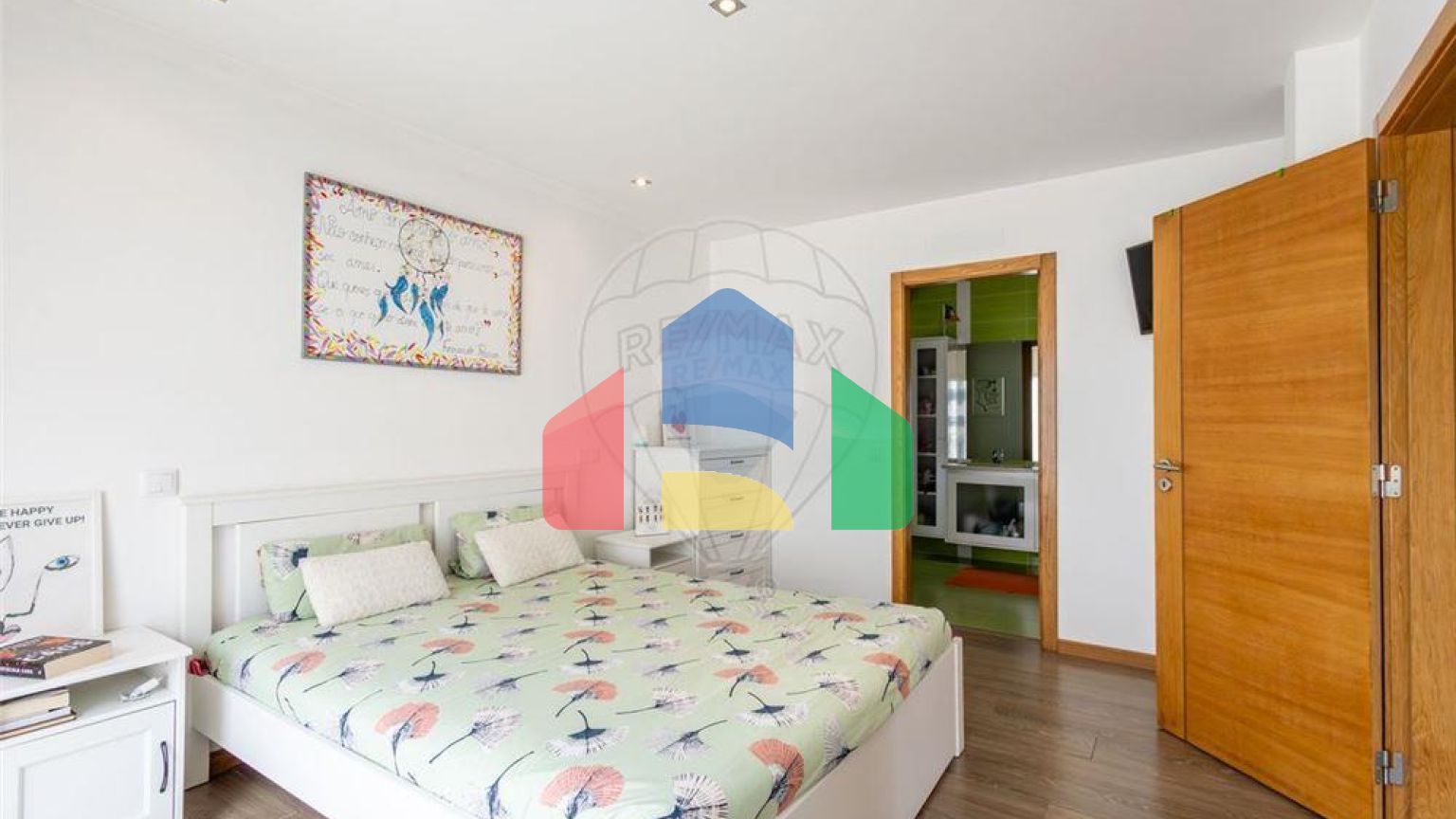 Residential - Single Family Home - T3 - Caranguejeira, Leiria - PT