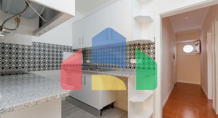 Residential - Condo/Apartment - T1 - Moscavide e Portela, Loures - PT