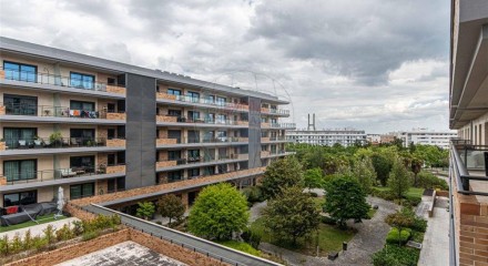 Residential - Condo/Apartment - T2 - Moscavide e Portela, Loures - PT