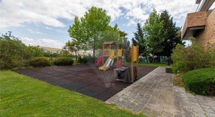 Residential - Condo/Apartment - T2 - Moscavide e Portela, Loures - PT