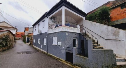 Residential - Single Family Home - T6 - Mouraz e Vila Nova da Rainha, Tondela - PT
