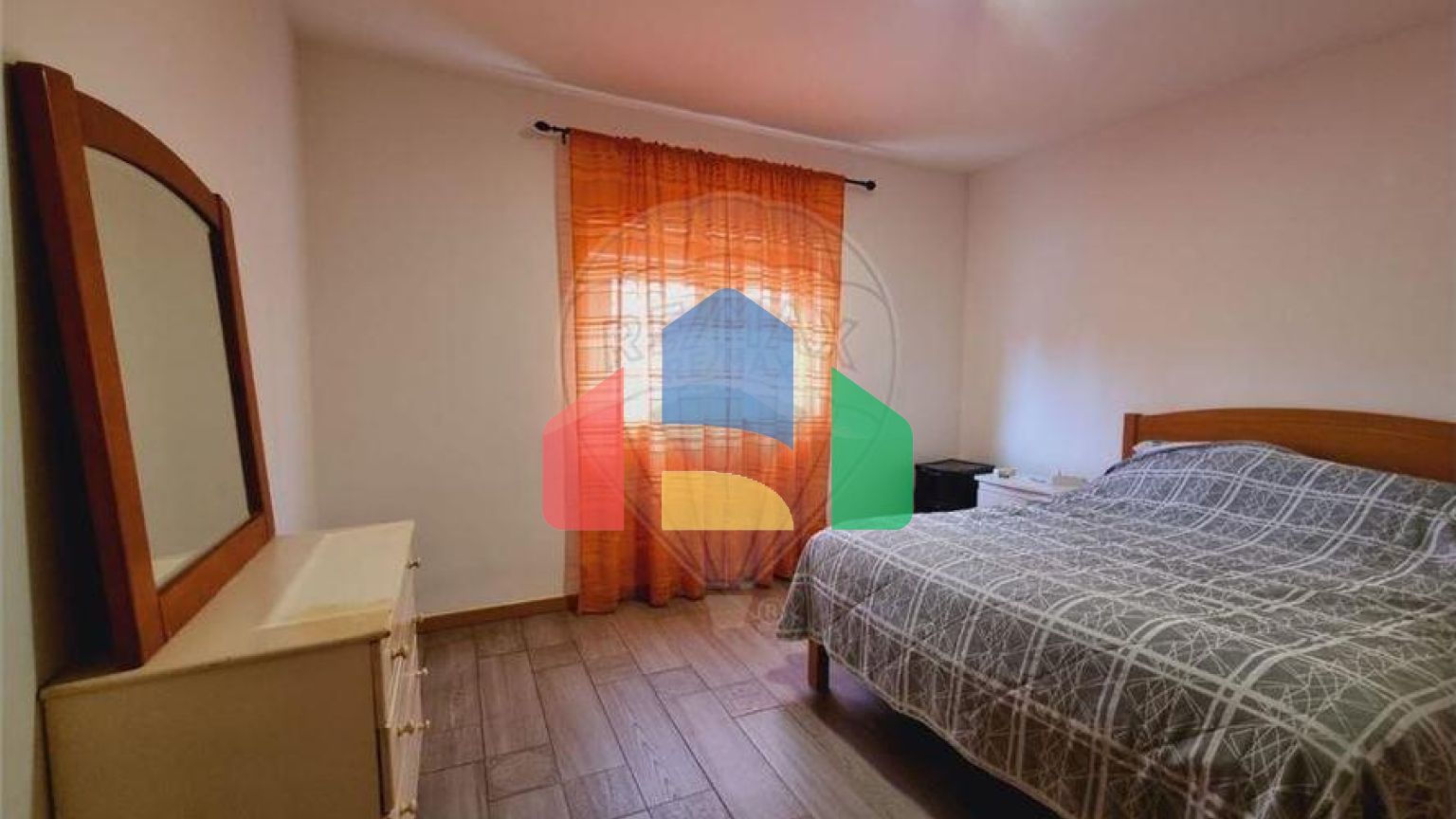 Residential - Single Family Home - T6 - Mouraz e Vila Nova da Rainha, Tondela - PT