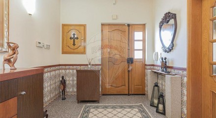 Residential - Single Family Home - T5 - Venda do Pinheiro e Santo Estêvão das Galés, Mafra - PT