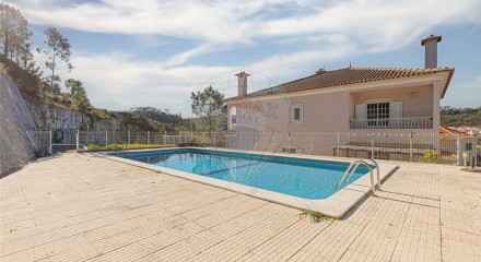 Residential - Single Family Home - T5 - Venda do Pinheiro e Santo Estêvão das Galés, Mafra - PT