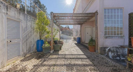 Residential - Single Family Home - T5 - Venda do Pinheiro e Santo Estêvão das Galés, Mafra - PT