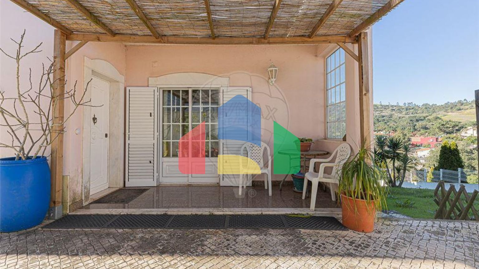 Residential - Single Family Home - T5 - Venda do Pinheiro e Santo Estêvão das Galés, Mafra - PT