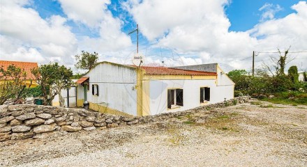 Residential - Single Family Home - T3 - Venda do Pinheiro e Santo Estêvão das Galés, Mafra - PT