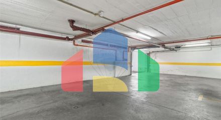 Residential - Condo/Apartment - T5 - Algueirao-Mem Martins, Sintra - PT