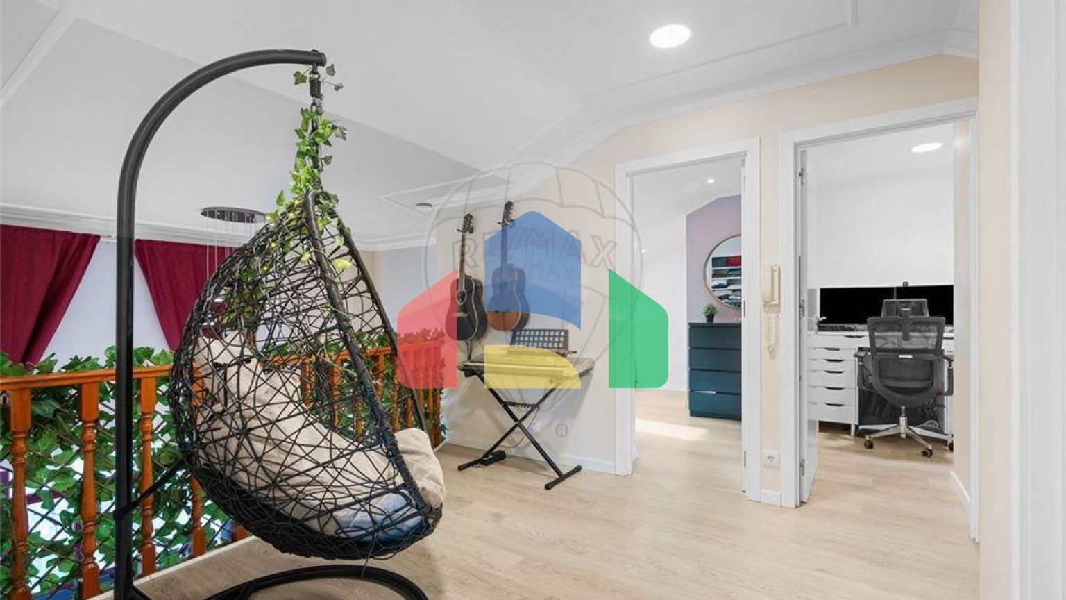 Residential - Condo/Apartment - T5 - Algueirao-Mem Martins, Sintra - PT