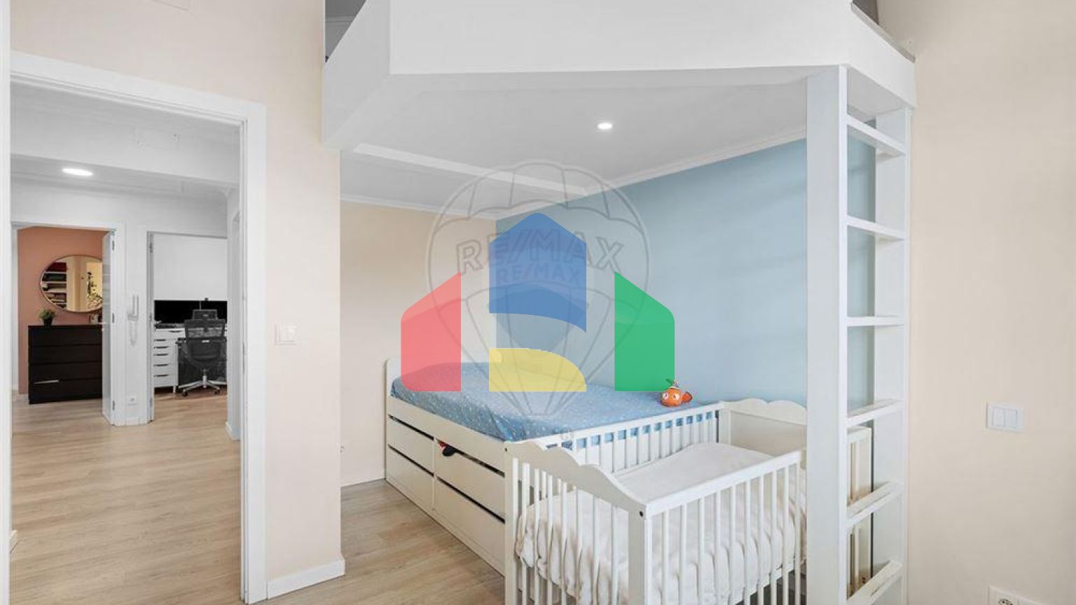 Residential - Condo/Apartment - T5 - Algueirao-Mem Martins, Sintra - PT