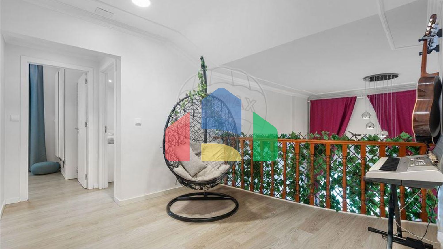 Residential - Condo/Apartment - T5 - Algueirao-Mem Martins, Sintra - PT