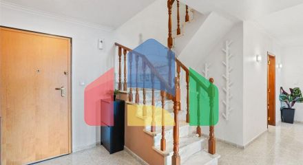 Residential - Condo/Apartment - T5 - Algueirao-Mem Martins, Sintra - PT