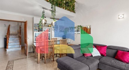 Residential - Condo/Apartment - T5 - Algueirao-Mem Martins, Sintra - PT
