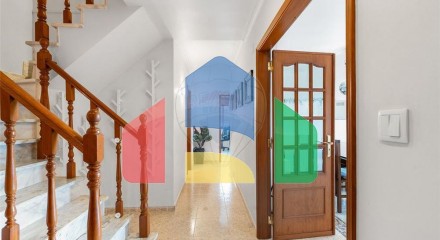 Residential - Condo/Apartment - T5 - Algueirao-Mem Martins, Sintra - PT