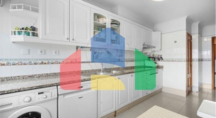 Residential - Condo/Apartment - T5 - Algueirao-Mem Martins, Sintra - PT