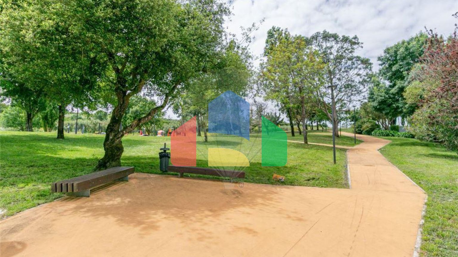 Residential - Condo/Apartment - T2 - Algueirao-Mem Martins, Sintra - PT