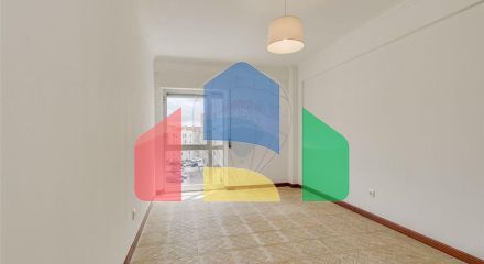 Residential - Condo/Apartment - T2 - Algueirao-Mem Martins, Sintra - PT