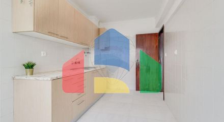 Residential - Condo/Apartment - T2 - Algueirao-Mem Martins, Sintra - PT