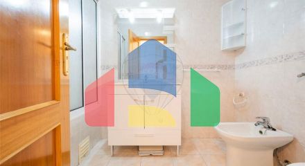 Residential - Condo/Apartment - T2 - Algueirao-Mem Martins, Sintra - PT