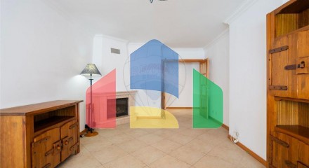 Residential - Condo/Apartment - T2 - Algueirao-Mem Martins, Sintra - PT